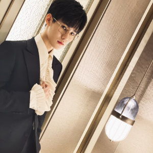 ❌蔡🔞文姬解开㊙️裙子夹的我好爽